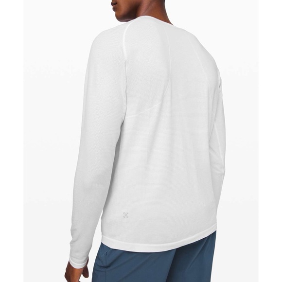 Lululemon Metal Vent Tech Long Sleeve 2.0 in White - Picture 2 of 8